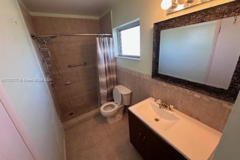 Condo in Hollywood, Florida, 1 bedroom  № 1702758 - photo 13
