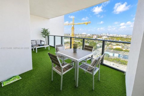 Copropriété à louer à Miami, Floride: 1 chambre, 80.36 m2 № 2432563 - photo 2