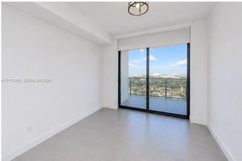 Copropriété à louer à Miami, Floride: 1 chambre, 80.36 m2 № 2432563 - photo 11