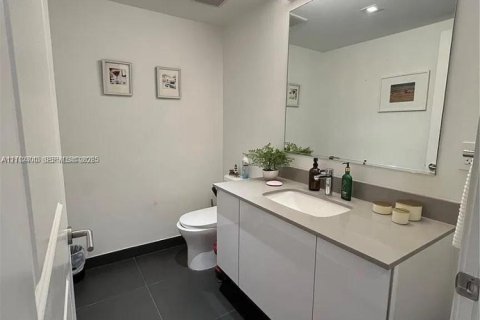 Copropriété à louer à Miami, Floride: 1 chambre, 80.36 m2 № 2432563 - photo 6