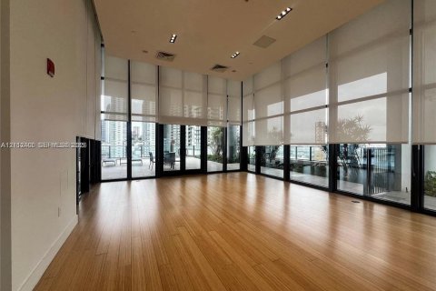 Copropriété à louer à Miami, Floride: 1 chambre, 80.36 m2 № 2432563 - photo 7