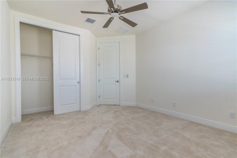 Casa en venta en Parkland, Florida, 4 dormitorios, 289.86 m2 № 1992366 - foto 23