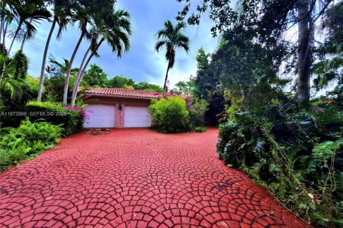Villa ou maison à vendre à Coral Gables, Floride: 4 chambres, 229.28 m2 № 2033613 - photo 19