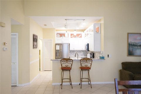 Condominio en venta en Sun City Center, Florida, 2 dormitorios, 110.74 m2 № 2218003 - foto 10
