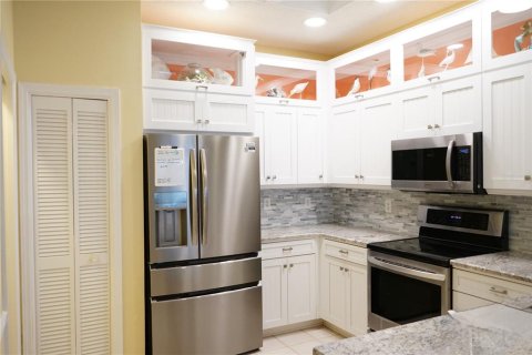 Condominio en venta en Sun City Center, Florida, 2 dormitorios, 110.74 m2 № 2218003 - foto 11