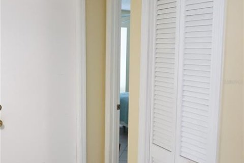 Condominio en venta en Sun City Center, Florida, 2 dormitorios, 110.74 m2 № 2218003 - foto 14