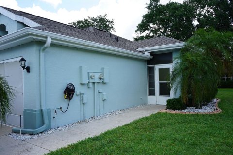 Condominio en venta en Sun City Center, Florida, 2 dormitorios, 110.74 m2 № 2218003 - foto 3