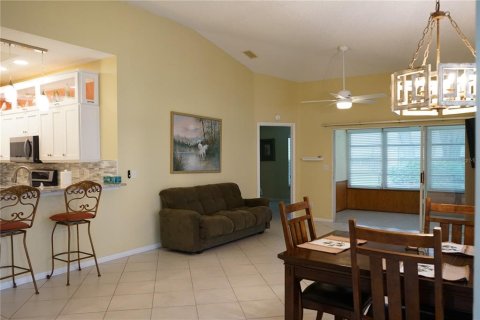 Condominio en venta en Sun City Center, Florida, 2 dormitorios, 110.74 m2 № 2218003 - foto 6