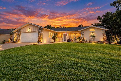 Casa en venta en Spring Hill, Florida, 3 dormitorios, 196.12 m2 № 2369341 - foto 3