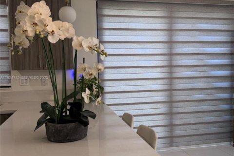 Купить таунхаус в Майами-Лейкс, Флорида 3 спальни, 170.75м2, № 1983720 - фото 6