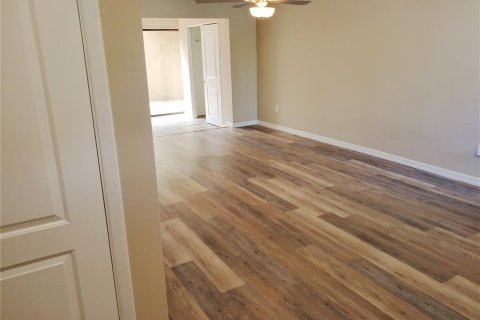Casa en venta en Hudson, Florida, 3 dormitorios, 174.28 m2 № 2384110 - foto 2