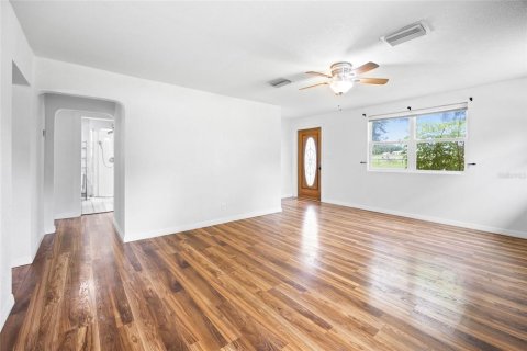 Villa ou maison à vendre à Dunnellon, Floride: 2 chambres, 83.61 m2 № 1910253 - photo 5
