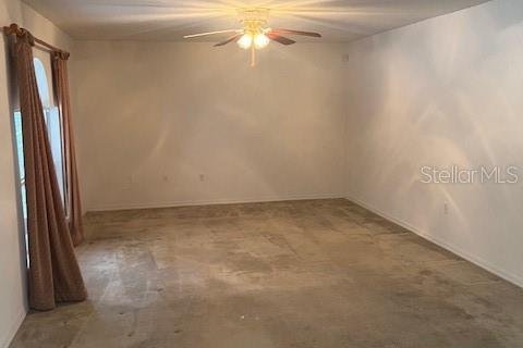 Casa en venta en Citrus Springs, Florida, 4 dormitorios, 255.67 m2 № 1916590 - foto 10
