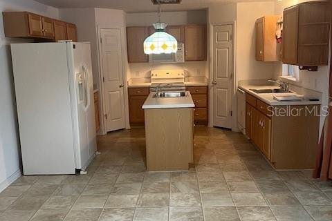 Casa en venta en Citrus Springs, Florida, 4 dormitorios, 255.67 m2 № 1916590 - foto 14