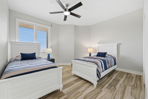 Condominio en venta en Hutchinson Island South, Florida, 3 dormitorios, 236.06 m2 № 2320332 - foto 27
