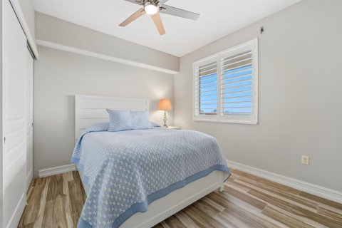 Condominio en venta en Hutchinson Island South, Florida, 3 dormitorios, 236.06 m2 № 2320332 - foto 24