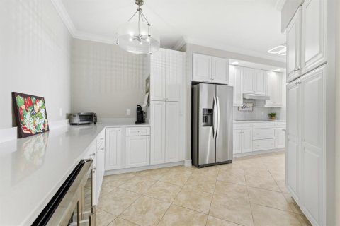 Condominio en venta en Hutchinson Island South, Florida, 3 dormitorios, 236.06 m2 № 2320332 - foto 14