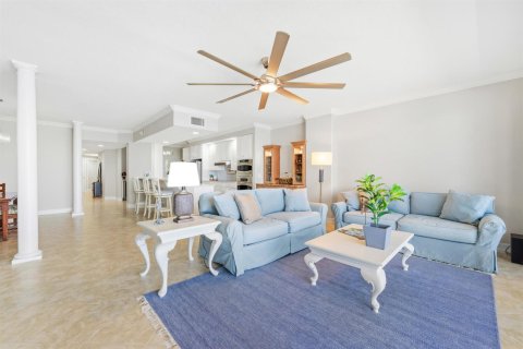 Condominio en venta en Hutchinson Island South, Florida, 3 dormitorios, 236.06 m2 № 2320332 - foto 7
