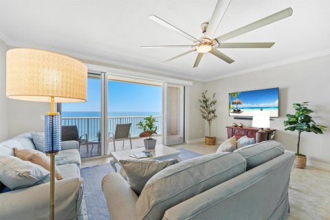 Condominio en venta en Hutchinson Island South, Florida, 3 dormitorios, 236.06 m2 № 2320332 - foto 4