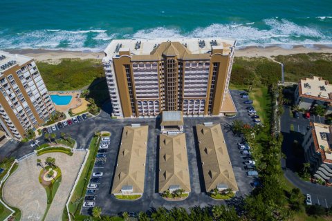 Condominio en venta en Hutchinson Island South, Florida, 3 dormitorios, 236.06 m2 № 2320332 - foto 10