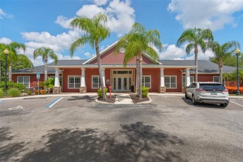 Condo in Sarasota, Florida, 2 bedrooms № 2231735 - photo 25