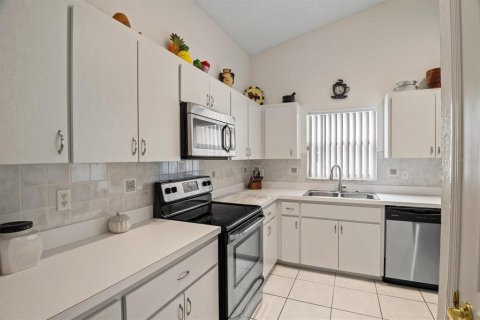 Casa en venta en Winter Haven, Florida, 3 dormitorios, 113.34 m2 № 2321459 - foto 12