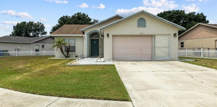 Casa en Winter Haven, Florida 3 dormitorios, 113.34 m2 № 2321459