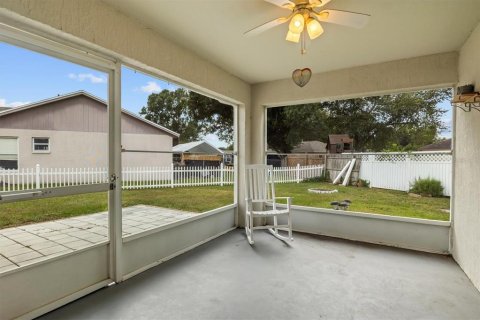 Casa en venta en Winter Haven, Florida, 3 dormitorios, 113.34 m2 № 2321459 - foto 22