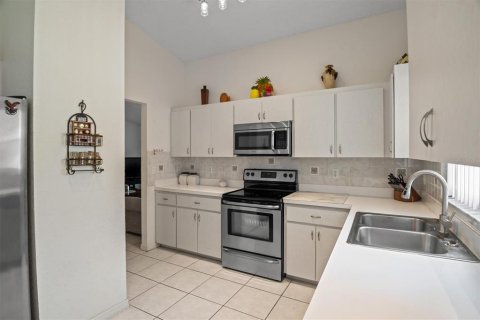 Casa en venta en Winter Haven, Florida, 3 dormitorios, 113.34 m2 № 2321459 - foto 10