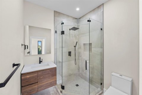Casa en venta en Fort Lauderdale, Florida, 5 dormitorios, 301.93 m2 № 2402484 - foto 23