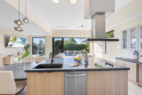 Casa en venta en Fort Lauderdale, Florida, 5 dormitorios, 301.93 m2 № 2402484 - foto 9