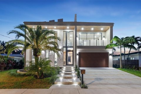 Casa en Fort Lauderdale, Florida 5 dormitorios, 301.93 m2 № 2402484