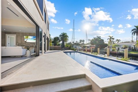 Casa en venta en Fort Lauderdale, Florida, 5 dormitorios, 301.93 m2 № 2402484 - foto 24