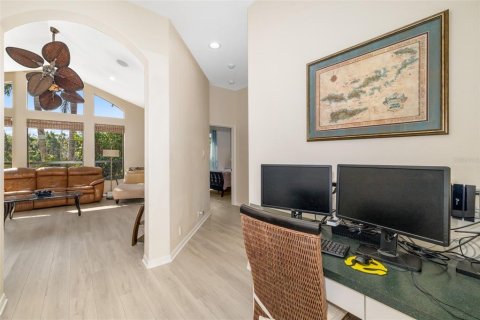 Casa en venta en Bradenton, Florida, 4 dormitorios, 328.41 m2 № 1652280 - foto 27