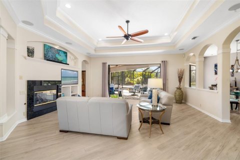 Casa en venta en Bradenton, Florida, 4 dormitorios, 328.41 m2 № 1652280 - foto 15