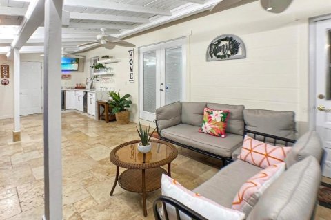 Casa en venta en Tampa, Florida, 4 dormitorios, 157 m2 № 2144880 - foto 26