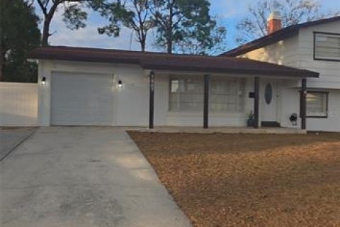 Casa en venta en Tampa, Florida, 4 dormitorios, 157 m2 № 2144880 - foto 5