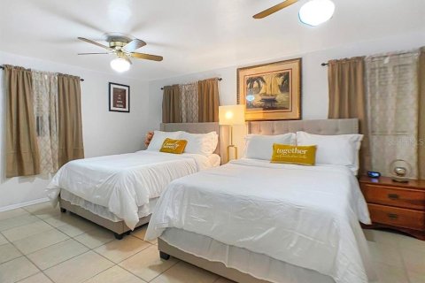 Casa en venta en Tampa, Florida, 4 dormitorios, 157 m2 № 2144880 - foto 20