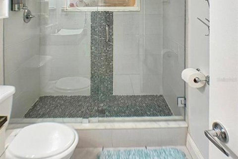 Casa en venta en Tampa, Florida, 4 dormitorios, 157 m2 № 2144880 - foto 19
