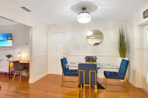 Casa en venta en Tampa, Florida, 4 dormitorios, 157 m2 № 2144880 - foto 13
