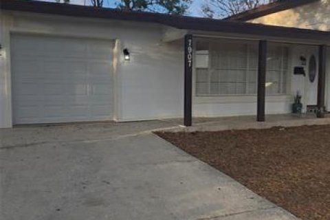 Casa en Tampa, Florida 4 dormitorios, 157 m2 № 2144880