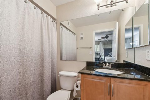 Condo in Palm Harbor, Florida, 2 bedrooms  № 1914448 - photo 19
