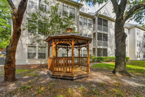 Condo in Palm Harbor, Florida, 2 bedrooms  № 1914448 - photo 29