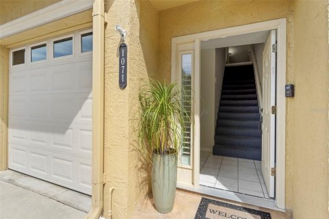 Townhouse in Saint Petersburg, Florida 3 bedrooms, 205.78 sq.m. № 2133984 - photo 10
