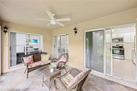 Townhouse in Boca Raton, Florida 3 bedrooms, 113.99 sq.m. № 1846259 - photo 20
