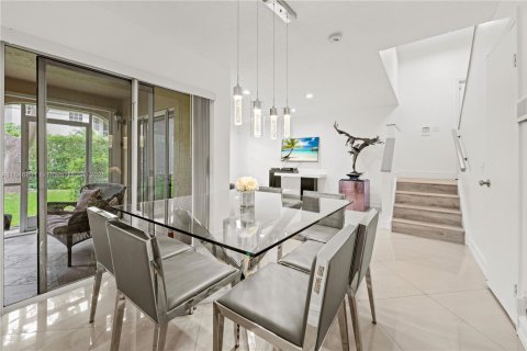 Townhouse in Boca Raton, Florida 3 bedrooms, 113.99 sq.m. № 1846259 - photo 14