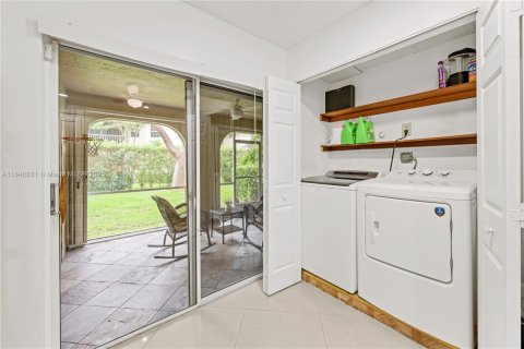 Townhouse in Boca Raton, Florida 3 bedrooms, 113.99 sq.m. № 1846259 - photo 18
