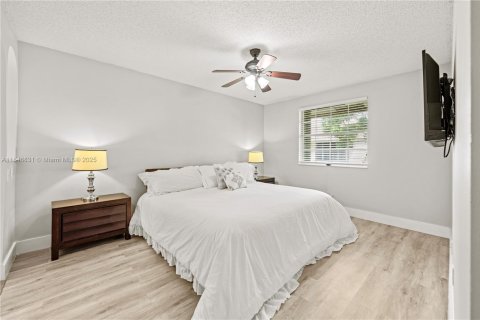 Townhouse in Boca Raton, Florida 3 bedrooms, 113.99 sq.m. № 1846259 - photo 25