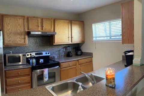 Condominio en alquiler en Sarasota, Florida, 2 dormitorios, 97.45 m2 № 1746722 - foto 4