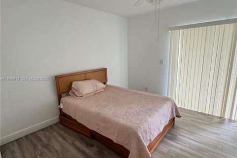 Condominio en venta en West Palm Beach, Florida, 1 dormitorio, 52.95 m2 № 2034381 - foto 9